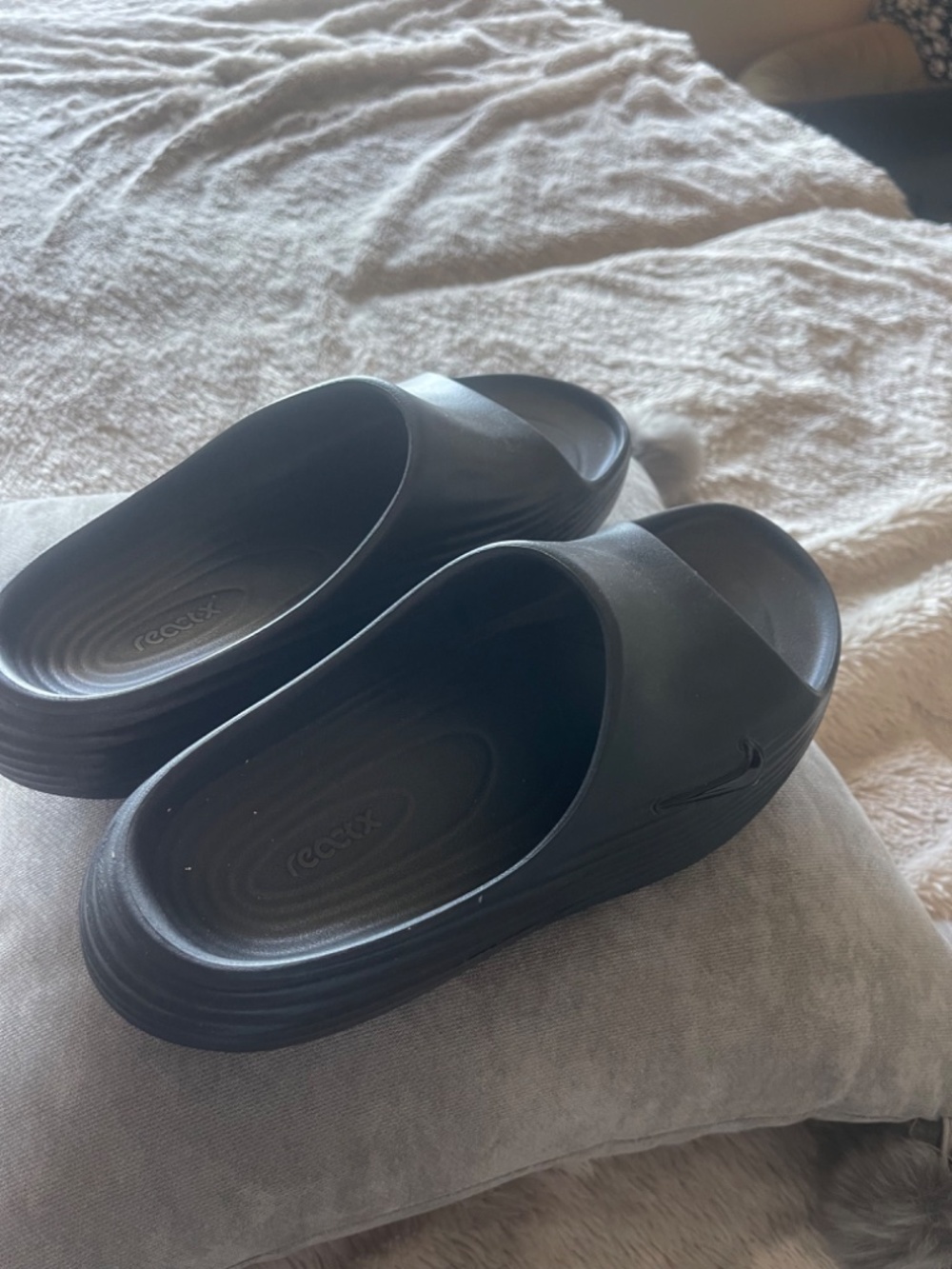 Nike ReactX Rejuven8 Women's Slides - Picture 6 of 8